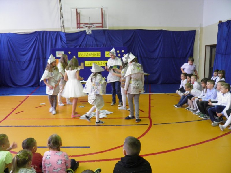 Pasowanie na ucznia klasy I.